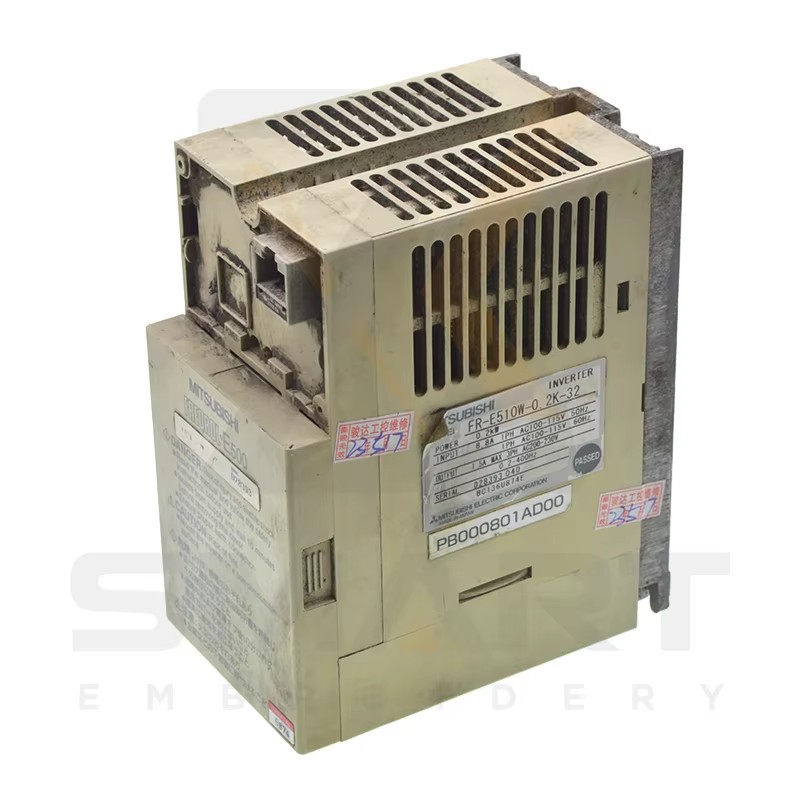 Invertitore usato per parti di macchina da incollaggio Tajima PB000801AD00 FR-E510W-0.2K-32